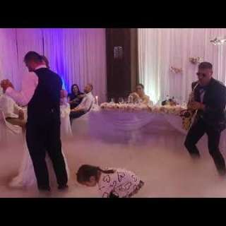 First wedding dance - Mike Sax първи сватбен танц с Майк Сакс